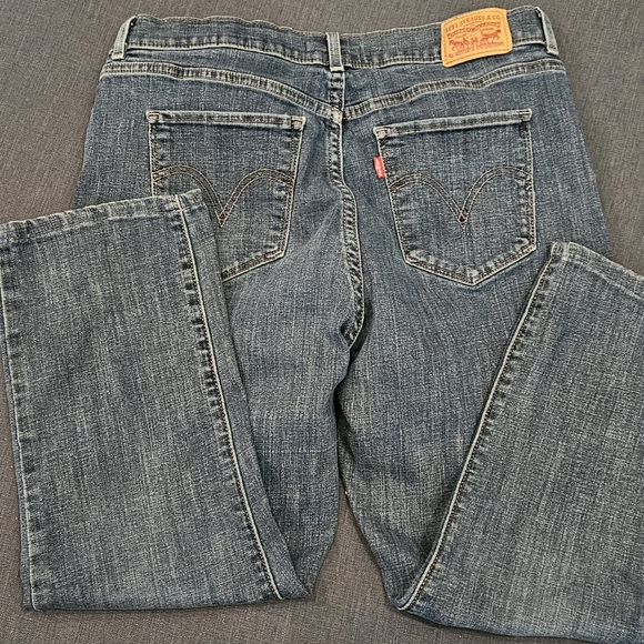 3/$25 Bundle ur 2 favs! Levi's classic straight jeans size 12 - Picture 3 of 5
